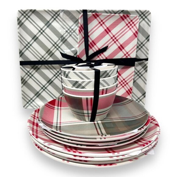 Hearth & Hand Magnolia 2pc Plaid Melamine Christmas Serving Trays Red/Green 2023 - Picture 7 of 10